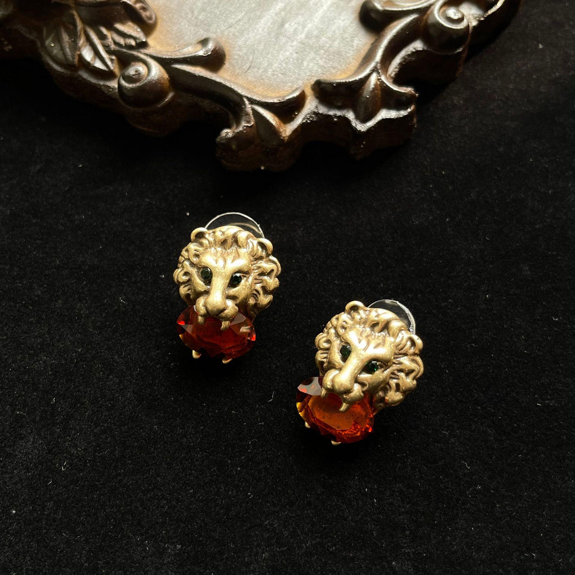 Винтажные латунные серьги со львами и кубическим цирконием, серебряные швензы 925 пробы, состаренный стиль Вестерн.